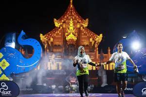 BIB: 460, 135, 274
                            <button type="button" onclick="openModal(22343451)" class="btn btn-primary btn-sm float-right btn-popup" data-toggle="modal" data-target=".modal-high-quality">
                        <i class="fas fa-shopping-cart"></i> Add to Cart
                    </button>
                                            <button type="button" onclick="isThisMe(22343451, true)" class="btn btn-success btn-sm float-right btn-popup btn-isme hidden" data-toggle="tooltip" data-placement="bottom" title="นี่คือรูปของคุณใช่ไหม คลิกที่นี่เพื่อเอาเข้าอัลบั้ม">
                        <i class="fas fa-plus"></i> Add to album
                    </button>
                    <button type="button" onclick="isThisMe(22343451, false)" class="btn btn-warning btn-sm float-right btn-popup btn-isnotme hidden">
                        <i class="fas fa-ban"></i> Remove from album
                    </button>